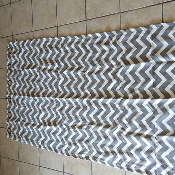 NWOT Set of 38" x 80" Curtains - Picture 2 of 4